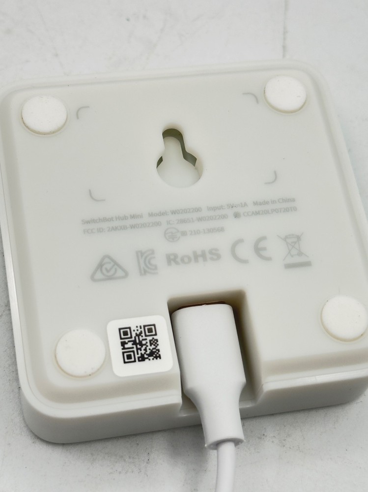 SwitchBot Hub Mini Wi-Fi Home Appliances Smart Remote Control, White