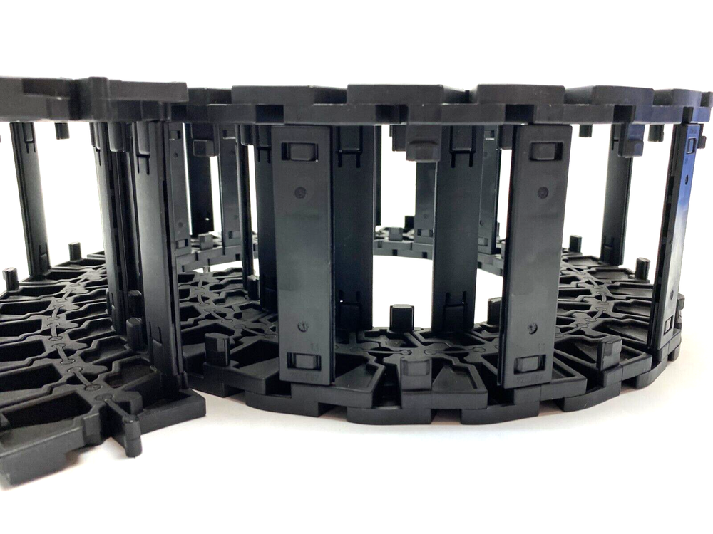 Igus E6-52-087-150-0 E-Chain Cable Carrier 40" Length NO MOUNT FEATURE