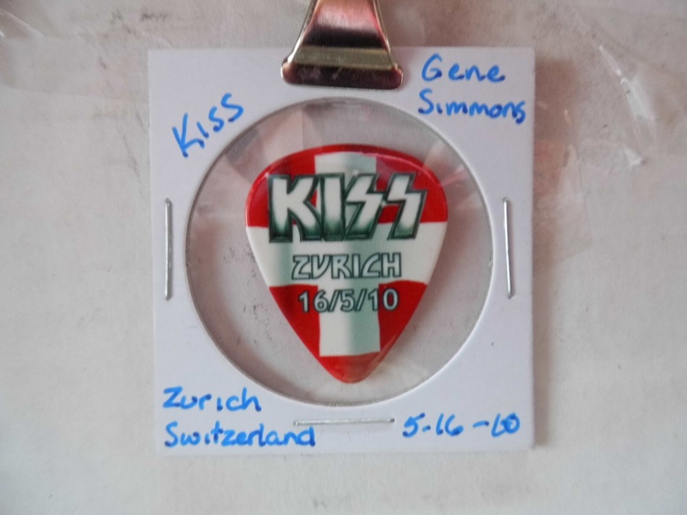 KISS "GENE SIMMONS" SWITZERLAND 2010 GUITAR PICK~READ DESCRIPTION #10~6