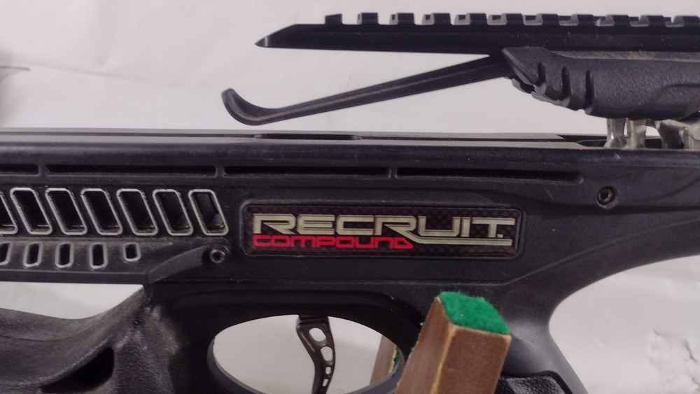 Recruit barnett compound crossbow