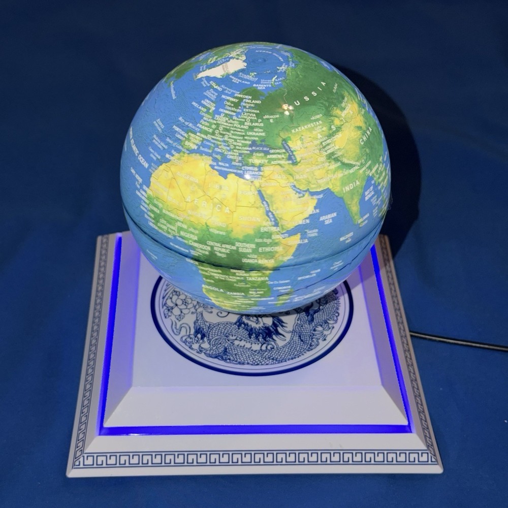 Magnetic Levitation Rotating Globe With Light