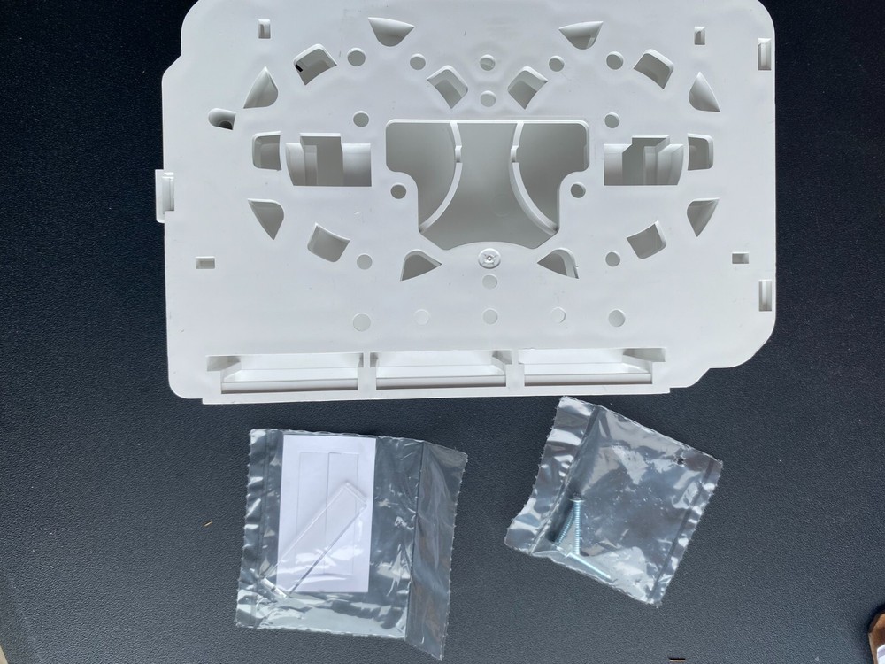 Leviton CAT-41296-MMW MOS Surface Mount Box, White