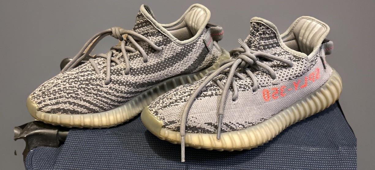 Size 7.5 -(Women’s Size 9) Adidas Yeezy Boost 350 V2 ‘Low Beluga 2.0’
