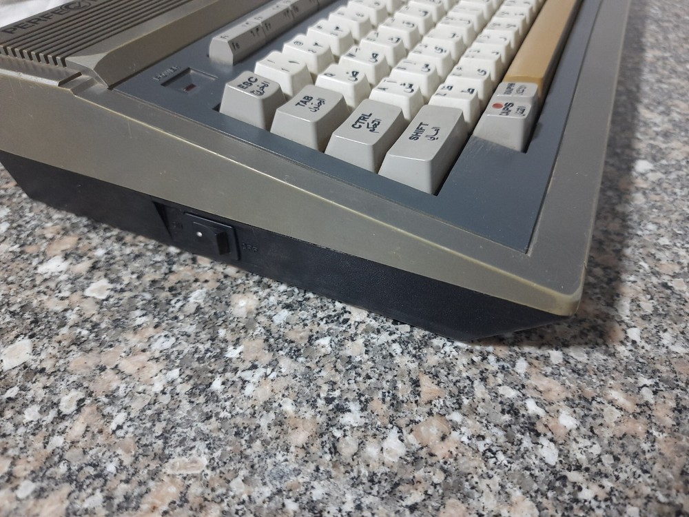 Vintage MSX DAEWOO PERFECT DPC-200 Home Computer المثالى صخر Working