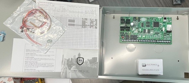 DMP XR150DNL-G XR150 DIALER NET LARGE GRAY ENCLOSURE