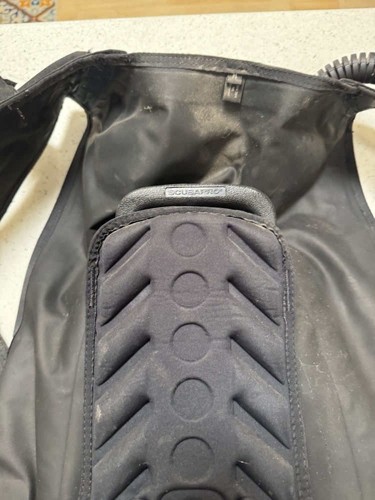 Scubapro Classic BCD size Medium with Buoyancy Weight