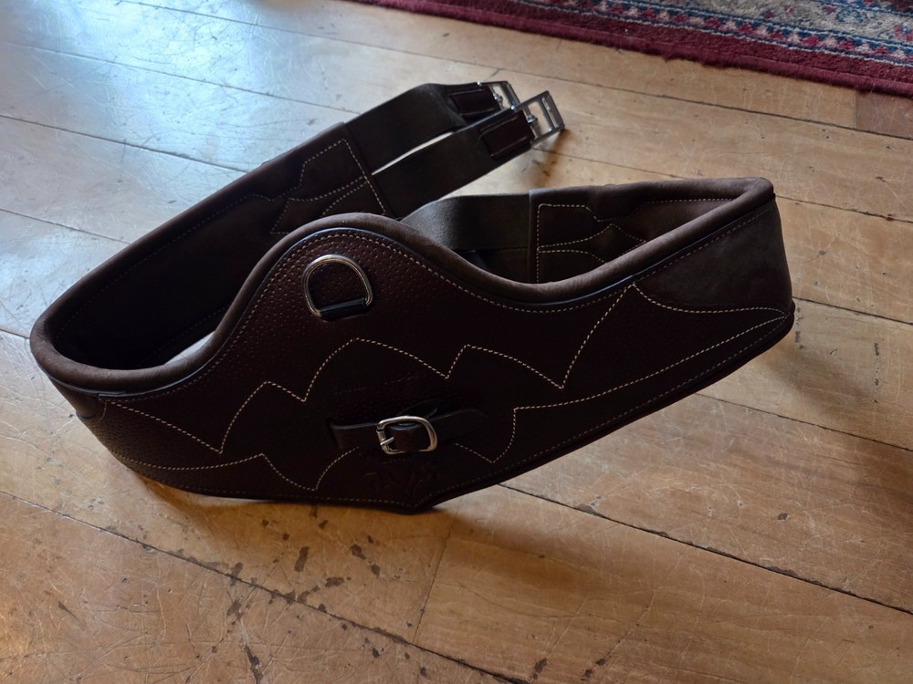 Voltaire Long Anatomic Girth 135-54"