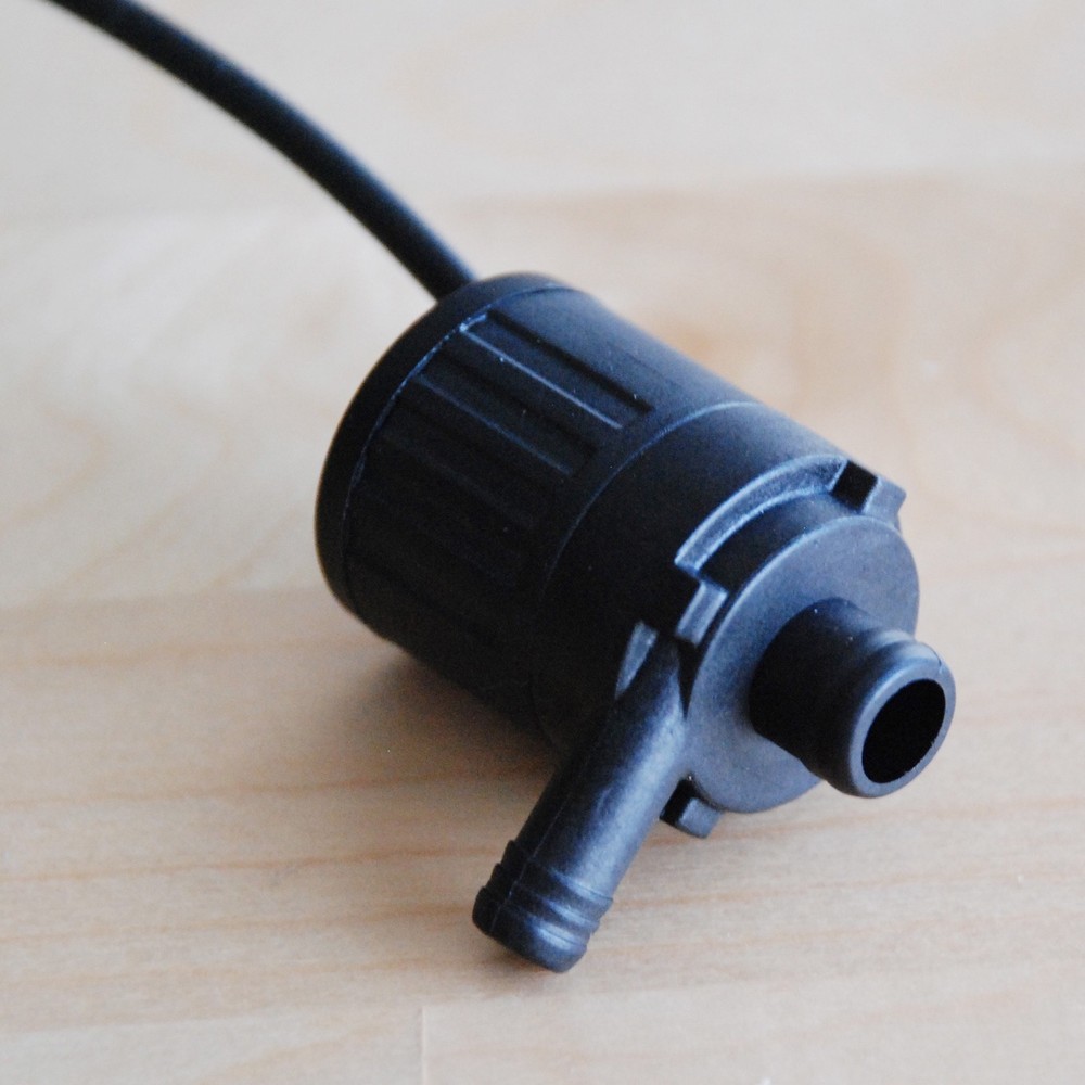 Micro 12V DC Water pump for water cooling CPU, LED, Peltier chip heatsinks