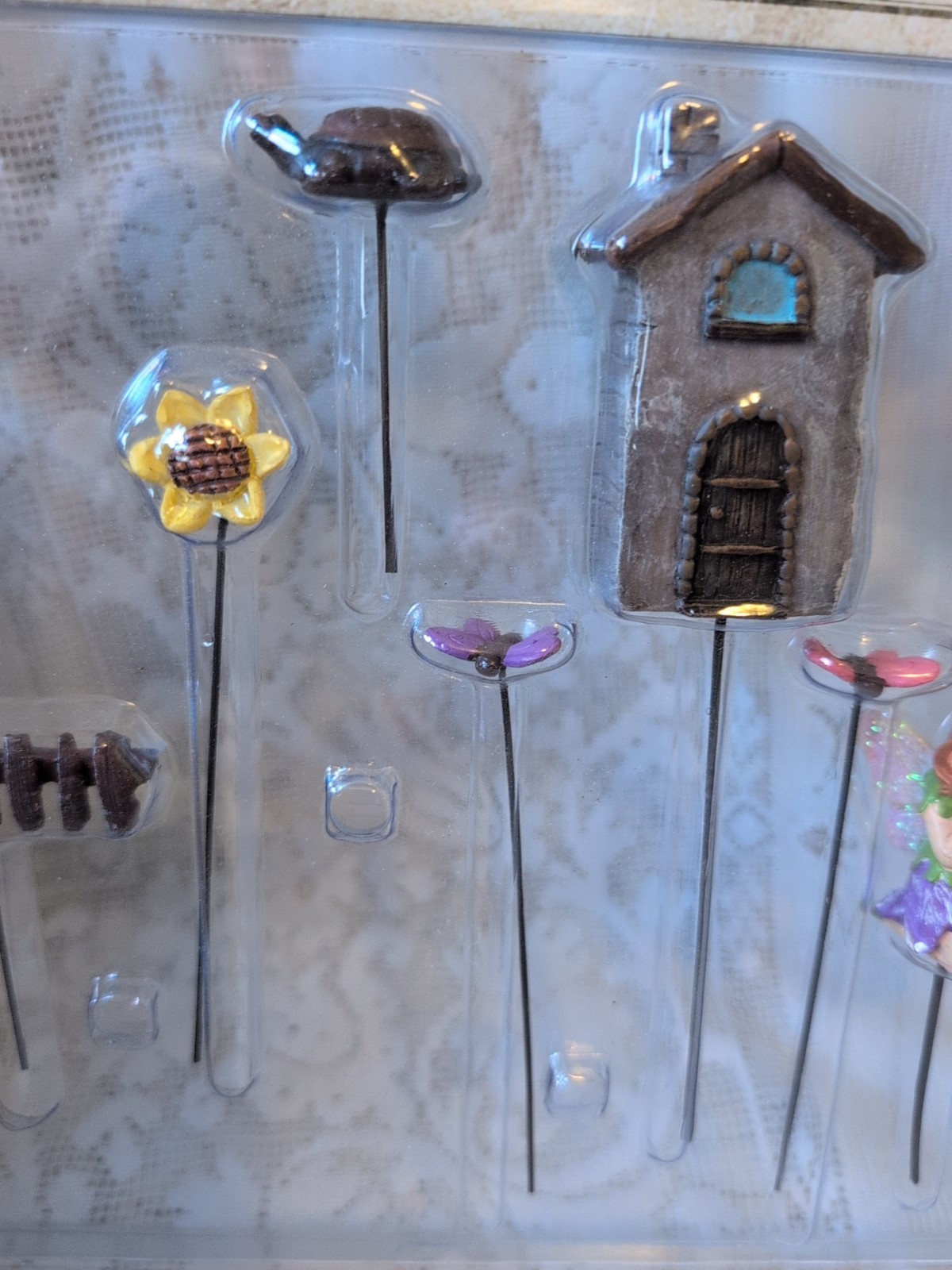 Blossom Bucket Fairy Garden Mini Village Resin Picks Set NEW