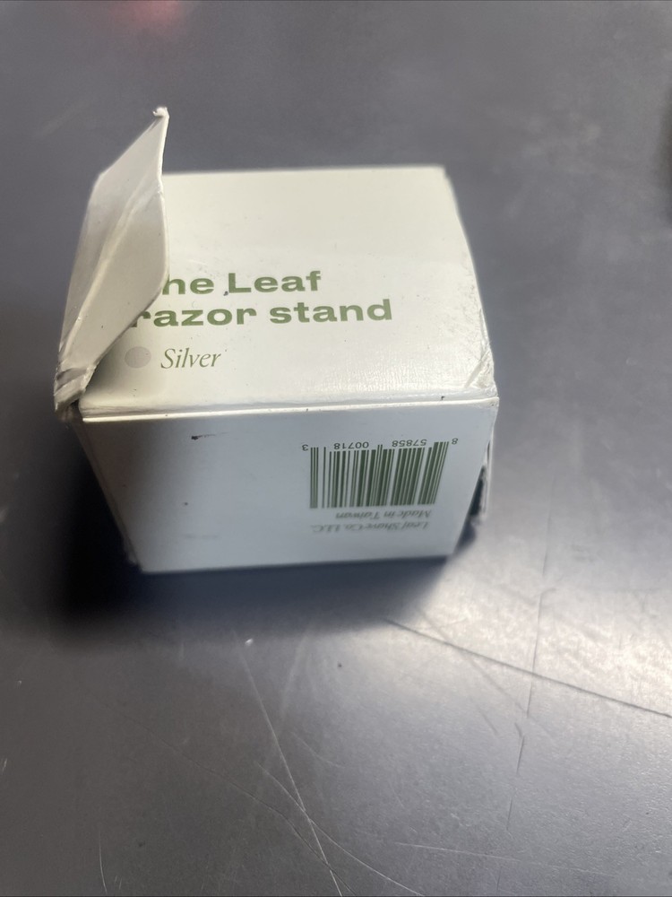 The Leaf Razor Stand, Silver