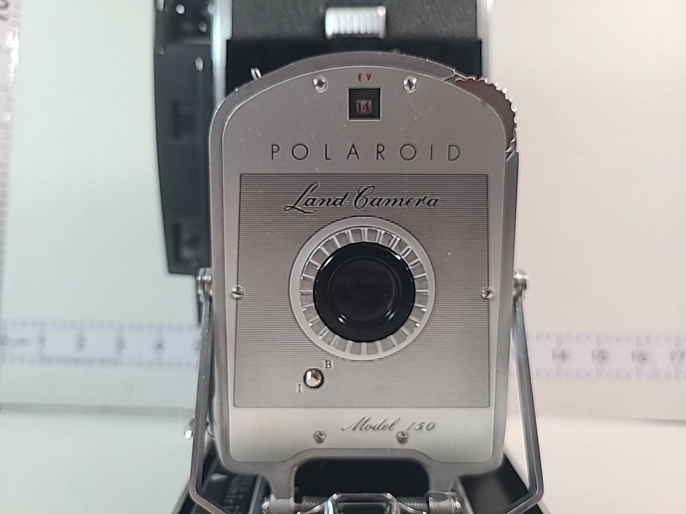 Polaroid Land Camera Model 150 With Case Flash Attachment Vintage Untested