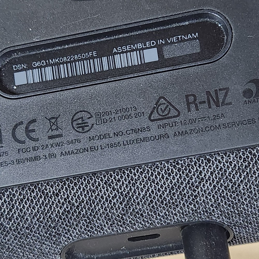 Amazon Echo Show 5 (2nd Gen) Smart Display Speaker Model C76N8S