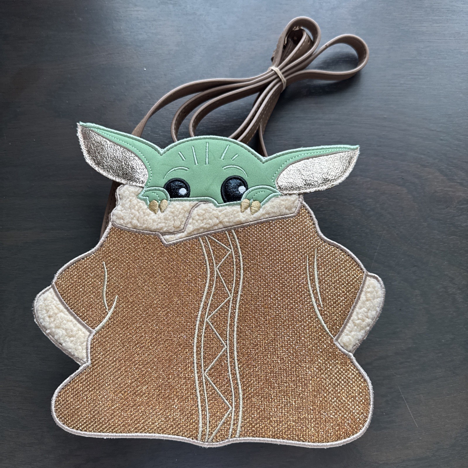 Danielle Nicole Star Wars Mandalorian Baby Yoda Crossbody Bag Species Grogu