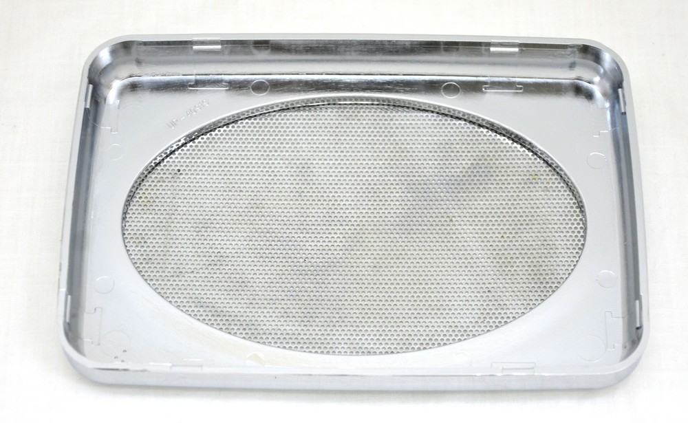 speaker cover set(2) rectangular 7 x 4 7/8 chrome plastic for 379 Peterbilt