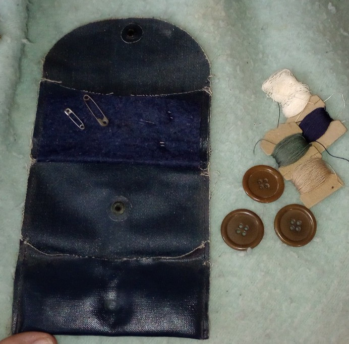WW2 Navy Sewing Kit Pouch with thread, buttons