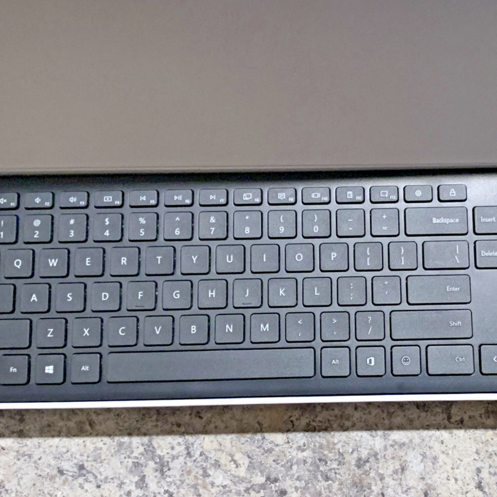 Microsoft Bluetooth Desktop Keyboard & Mouse Bundle Black QWERTY English