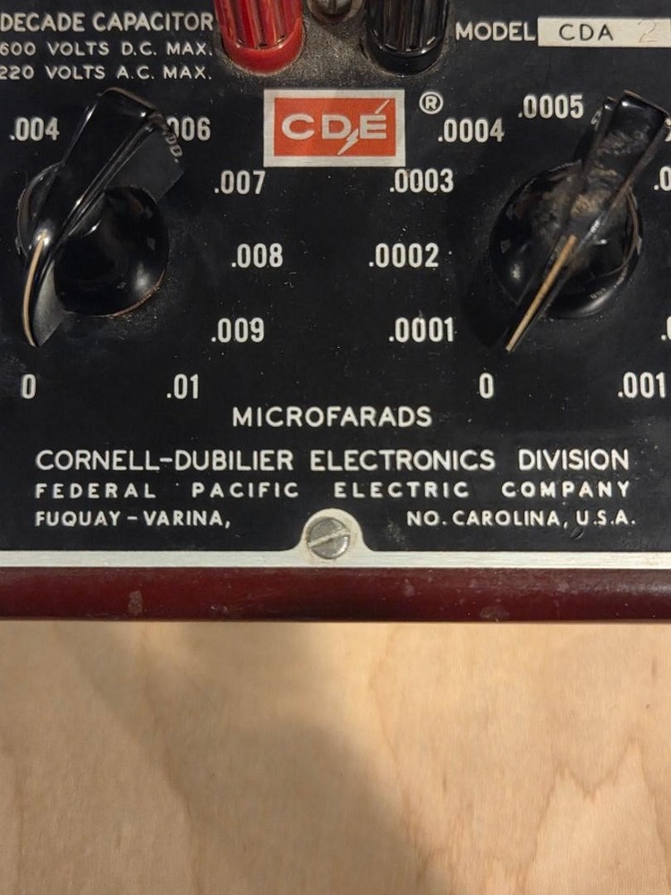 VINTAGE CORNELL-DUBILIER DECADE CAPACITOR MODEL CDA