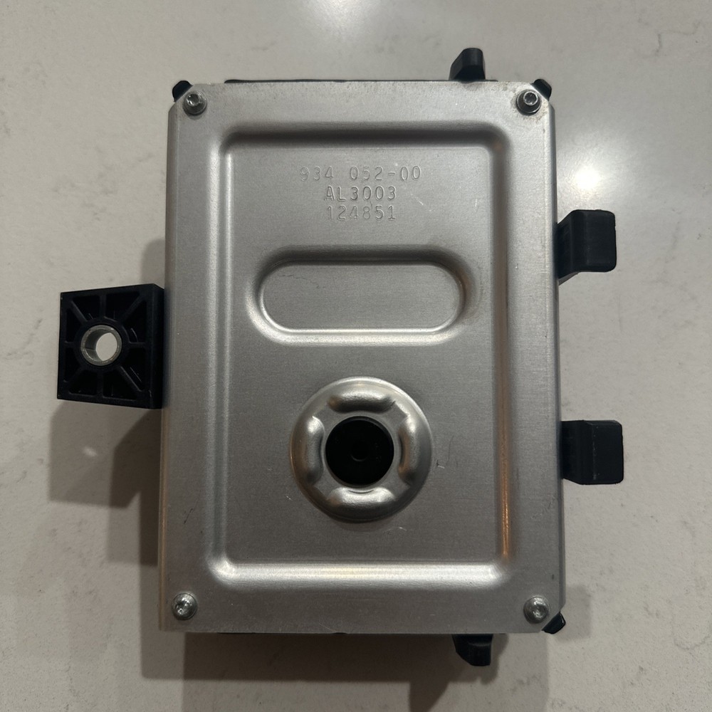 2013-2014 GM FUEL PUMP CONTROL MODULE OEM 22874299