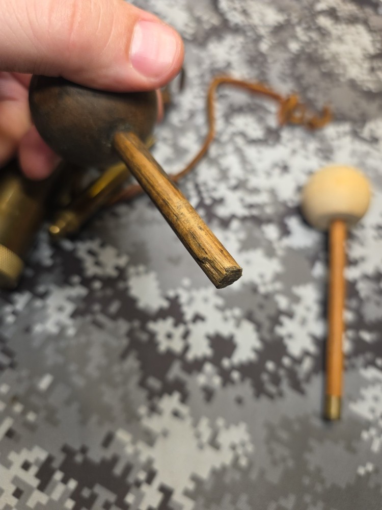 BLACK POWDER MUZZLELOADER FLINTLOCK TOOLS LOT CVA FLASK 2 TC FLINTS PAN PRIMER