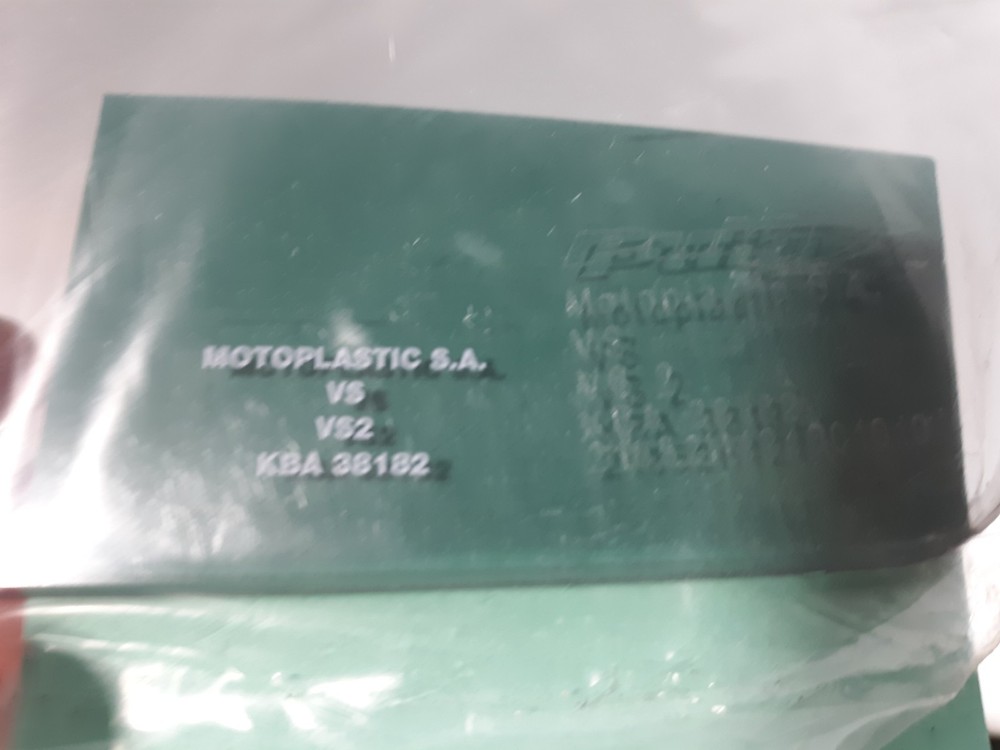 Puig VS2 Motorcycle Windscreen Gray Tint