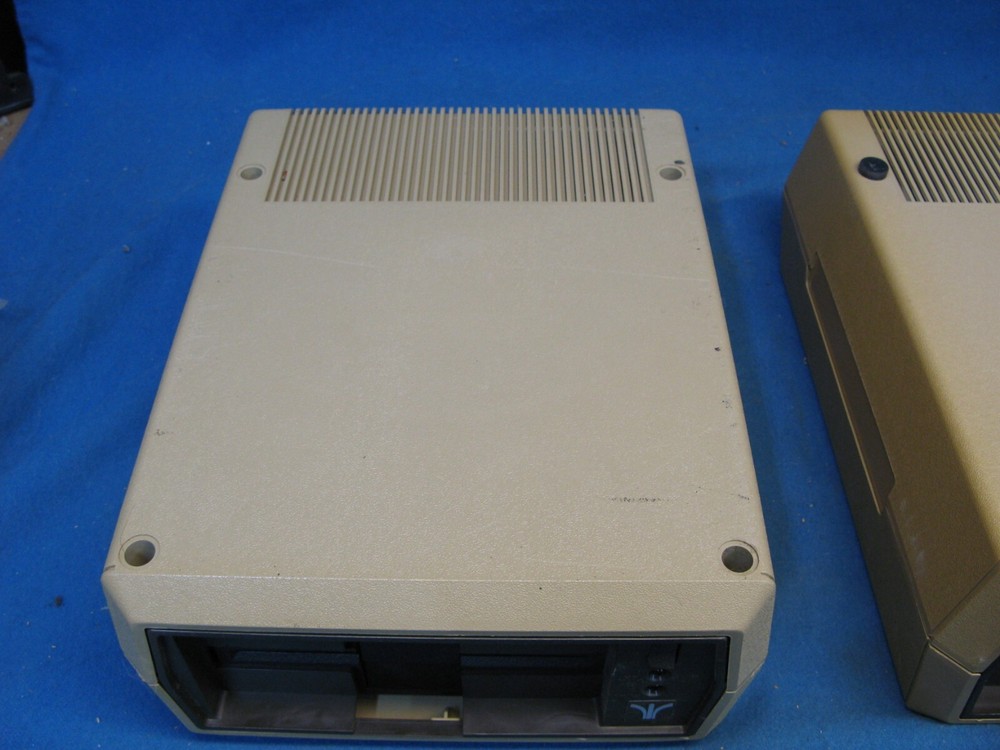 2 Atari 810 Floppy Disc disk Drive & 1 Power Supply Adapter