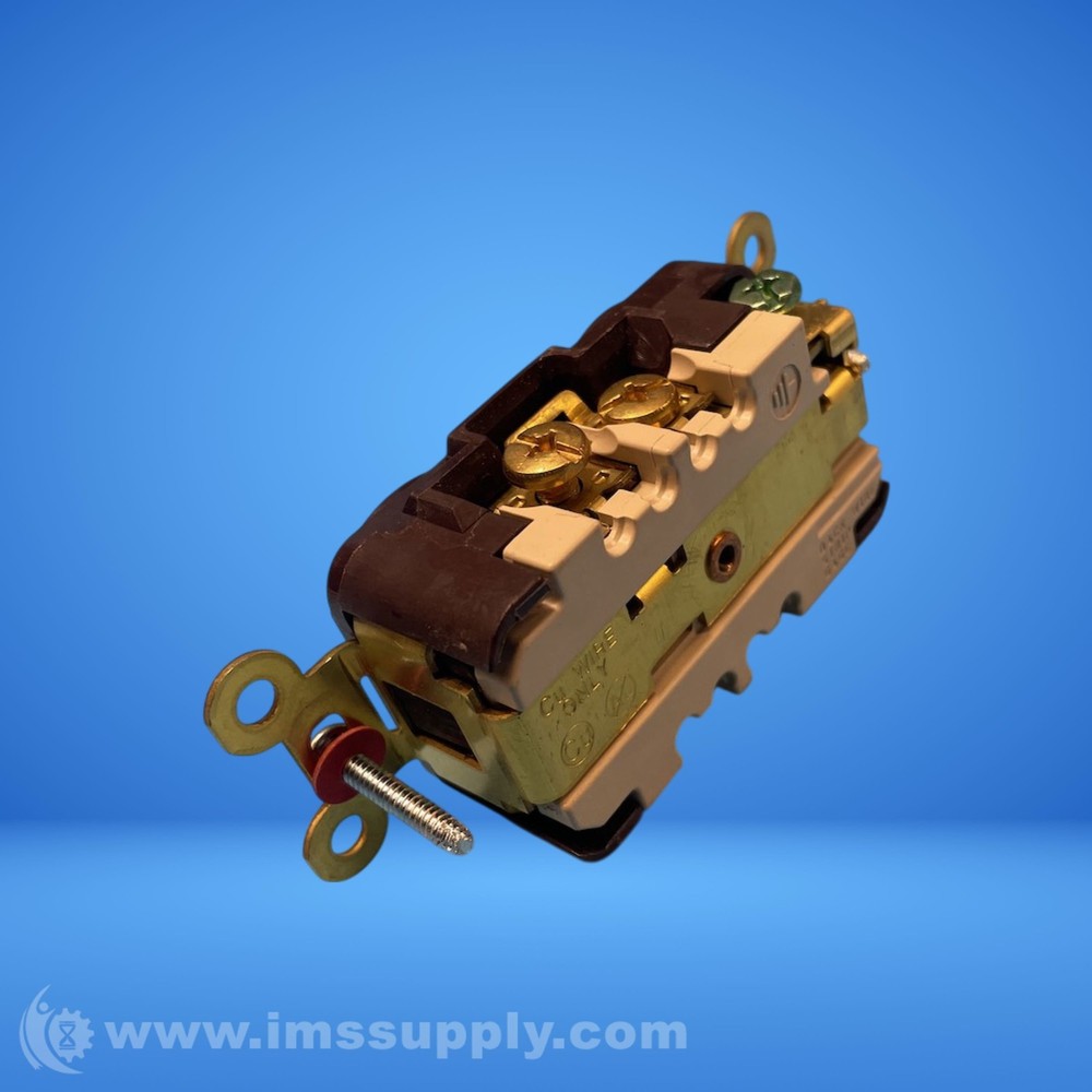 Hubbell HBL5662 Duplex Receptacle FNOB