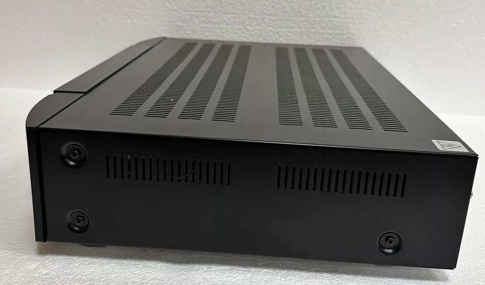 Marantz NR1604 Receiver Bundle With Remote Tested & Working!