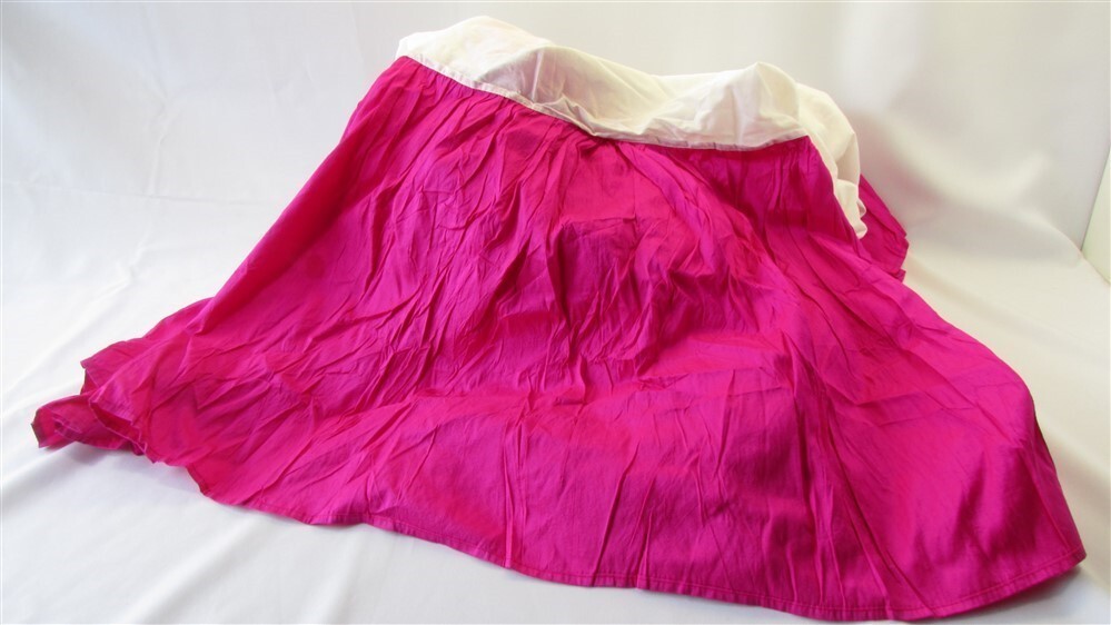 The Slumber Girls Collection FULL hot pink fuchsia bed skirt BD2002 MSRP $149