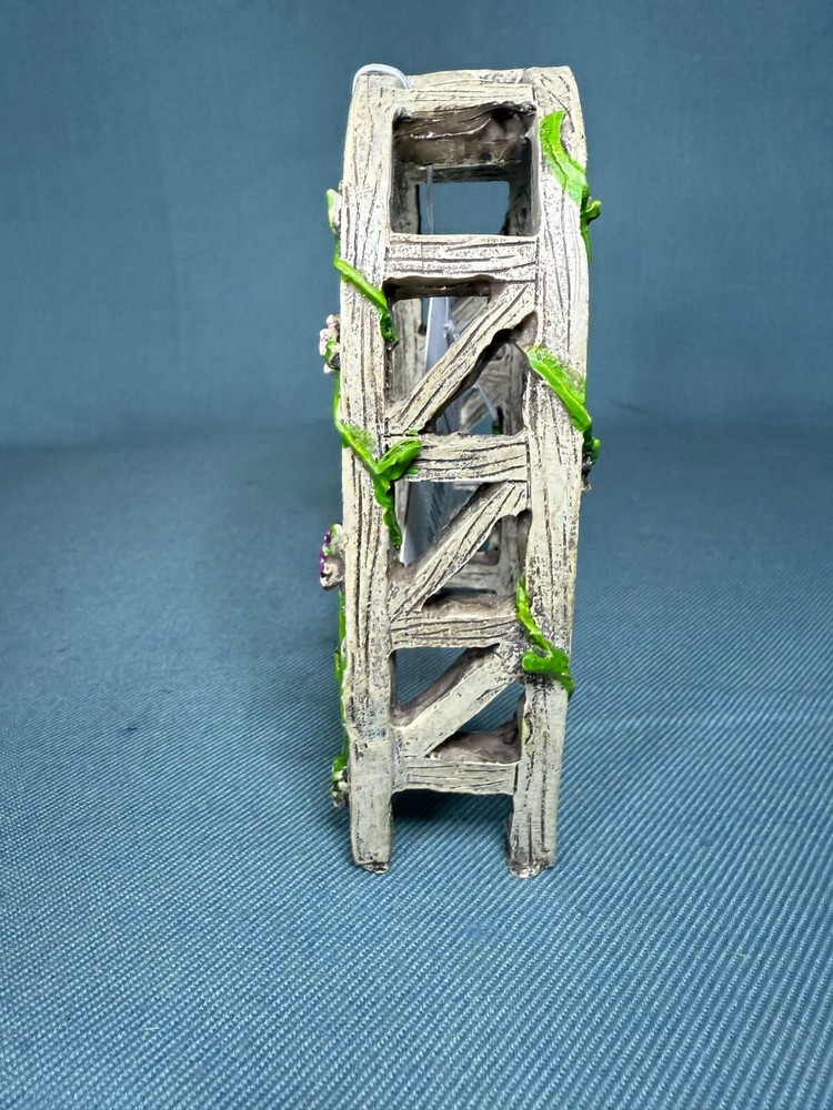 Ashland Spring Tina Treasures Structure Arch 5"