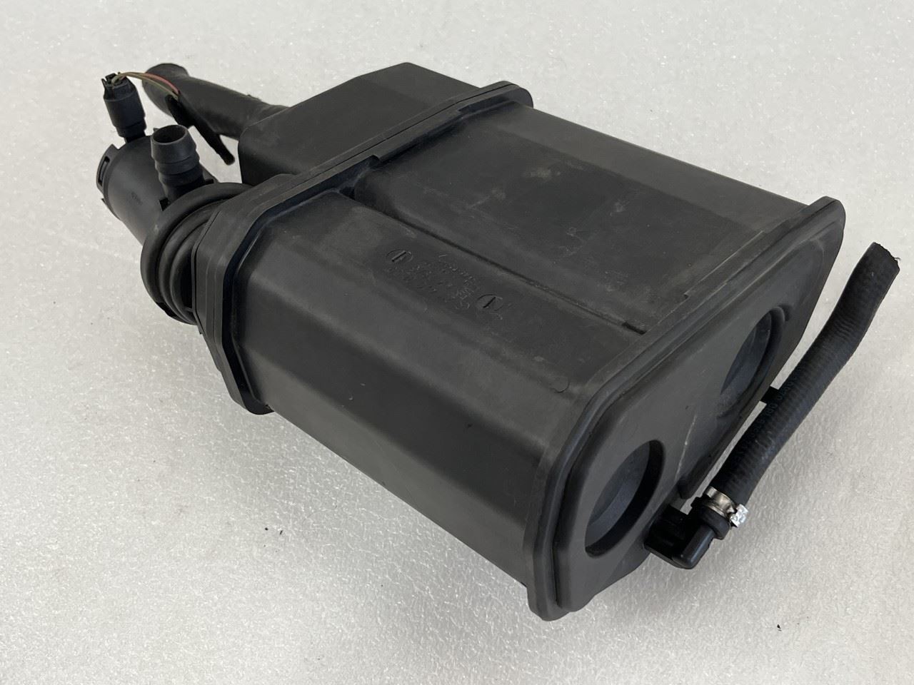 2003 2004 2005 2006 MERCEDES E55 W211 FUEL VAPOR CHARCOAL CANISTER 2114700159