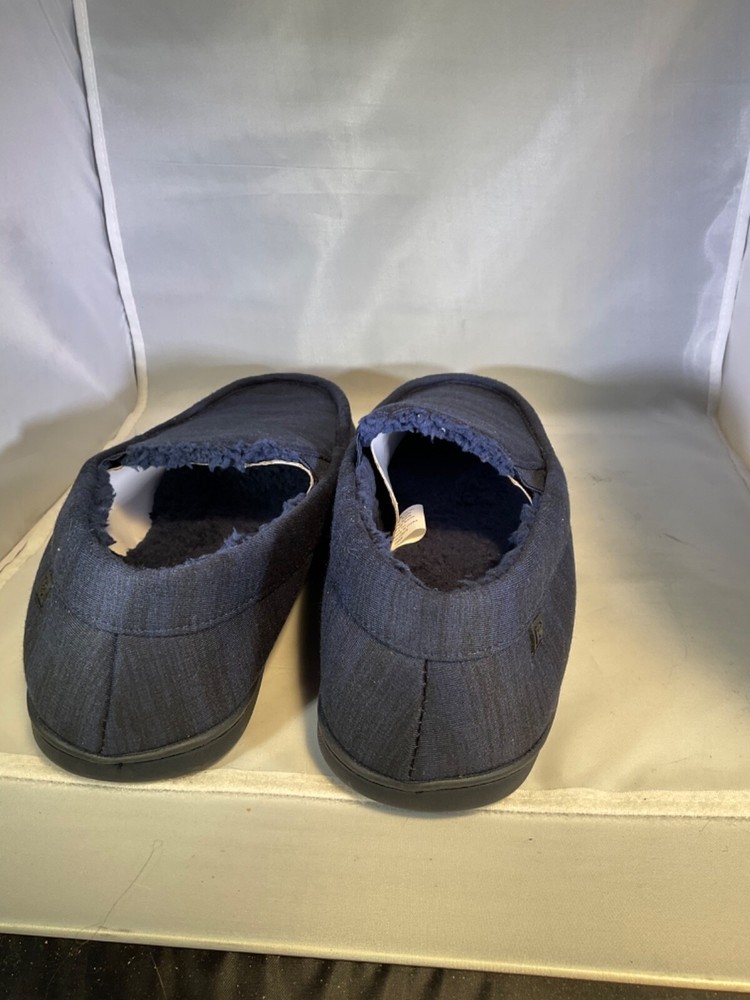 Kenneth Cole Reaction Slippers
