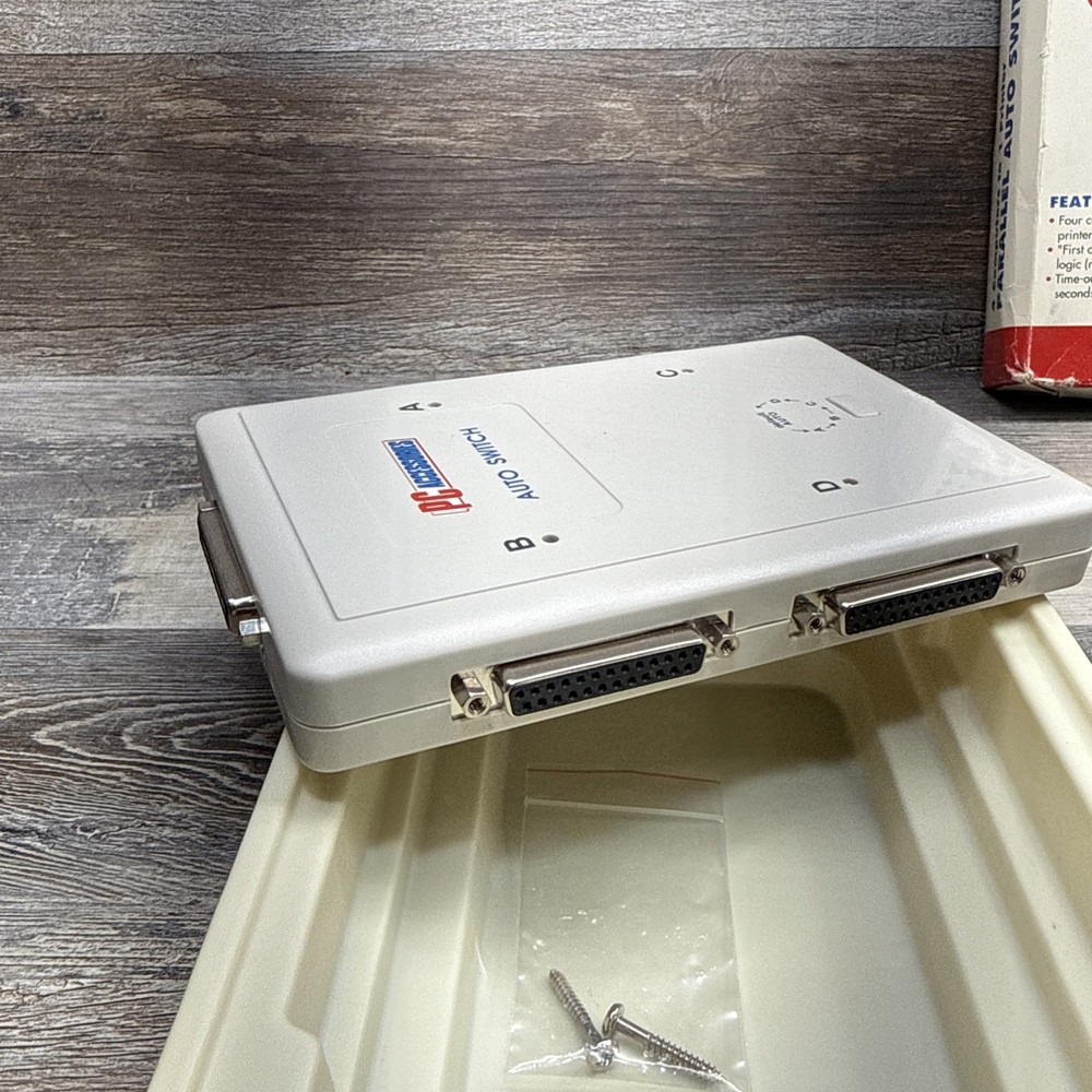 PC Accessories 4 To 1 Bi-Directional Parallel Auto Switch 17003