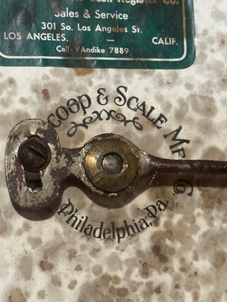 VINTAGE HANGING SCOOP SCALE