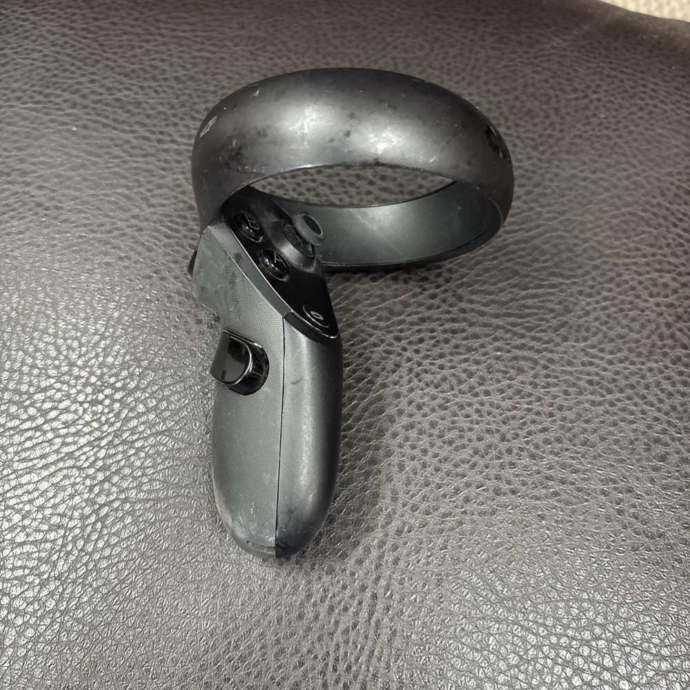 Genuine Oculus Quest 1 / Oculus Rift S Controller (RIGHT HAND ONLY) VR