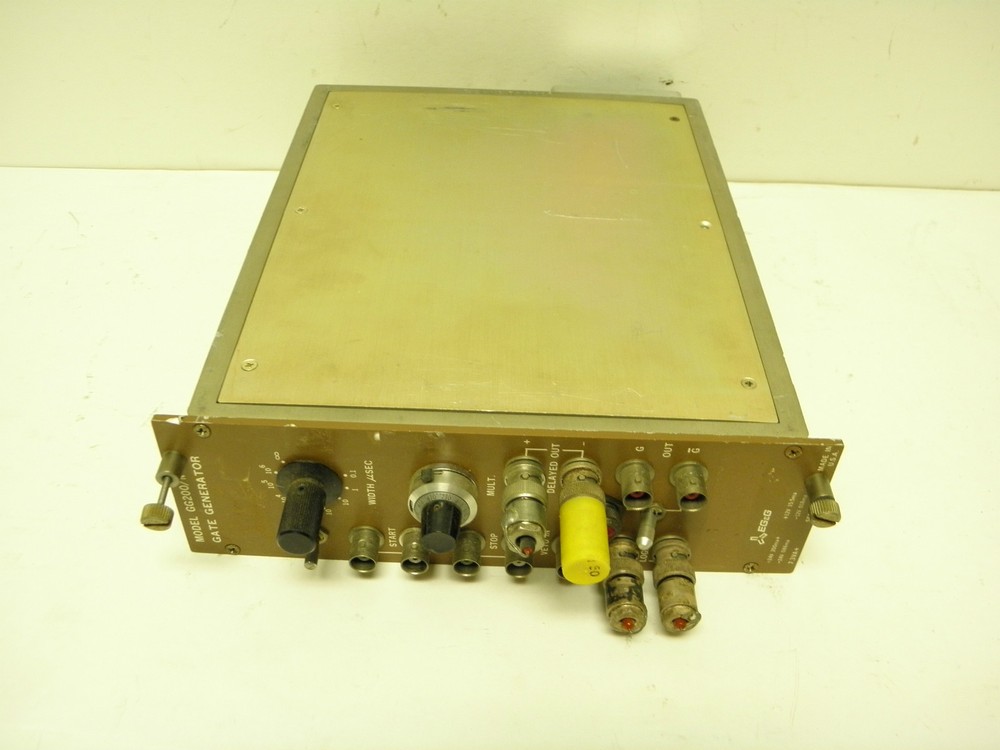 ORTEC EG&G NIM computer module model # GG200/n GATE GENERATOR module board