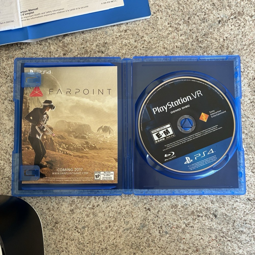 Sony PlayStation VR PSVR (PS4) CUH-ZVR2 Headset/Controllers/Camera Bundle