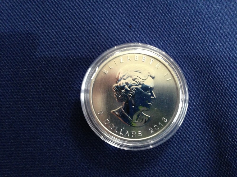 2013 Canada $5.00 Pronghorn Antelope Maple Leaf BU One Ounce .9999 E6112