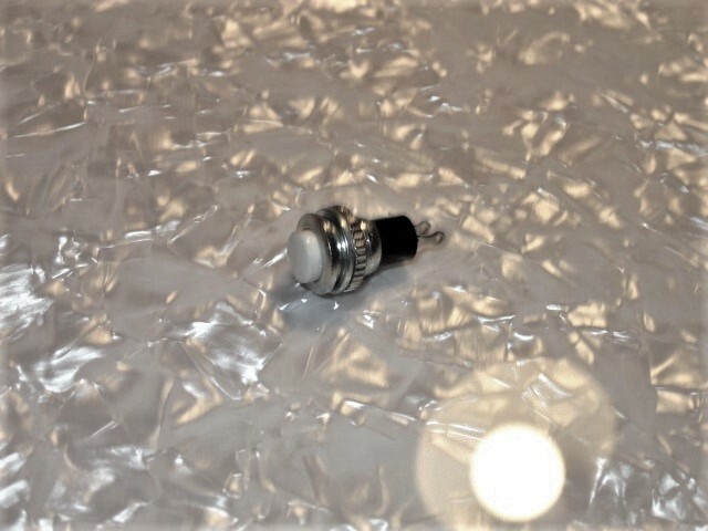 Guitar KillSwitch Cutoff White Momentary P/Button 10MM Flush Mount 4.1m w14"wire