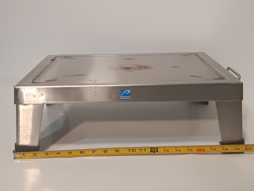Pedigo P-1015 Stackable Interlockable Footstool, 14”D x 19”W x 6¼”H 650 lbs. cap