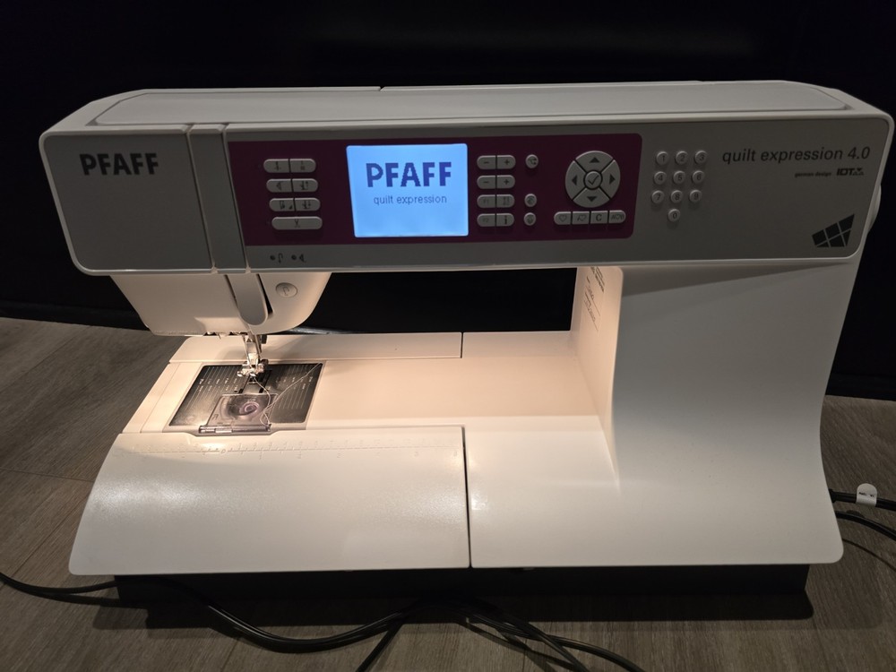 Pfaff quilt expression 4.0 sewing machine