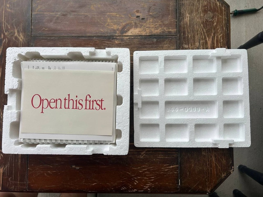 Apple Macintosh System Software start kit 944-0379-A. Manuals, System Update