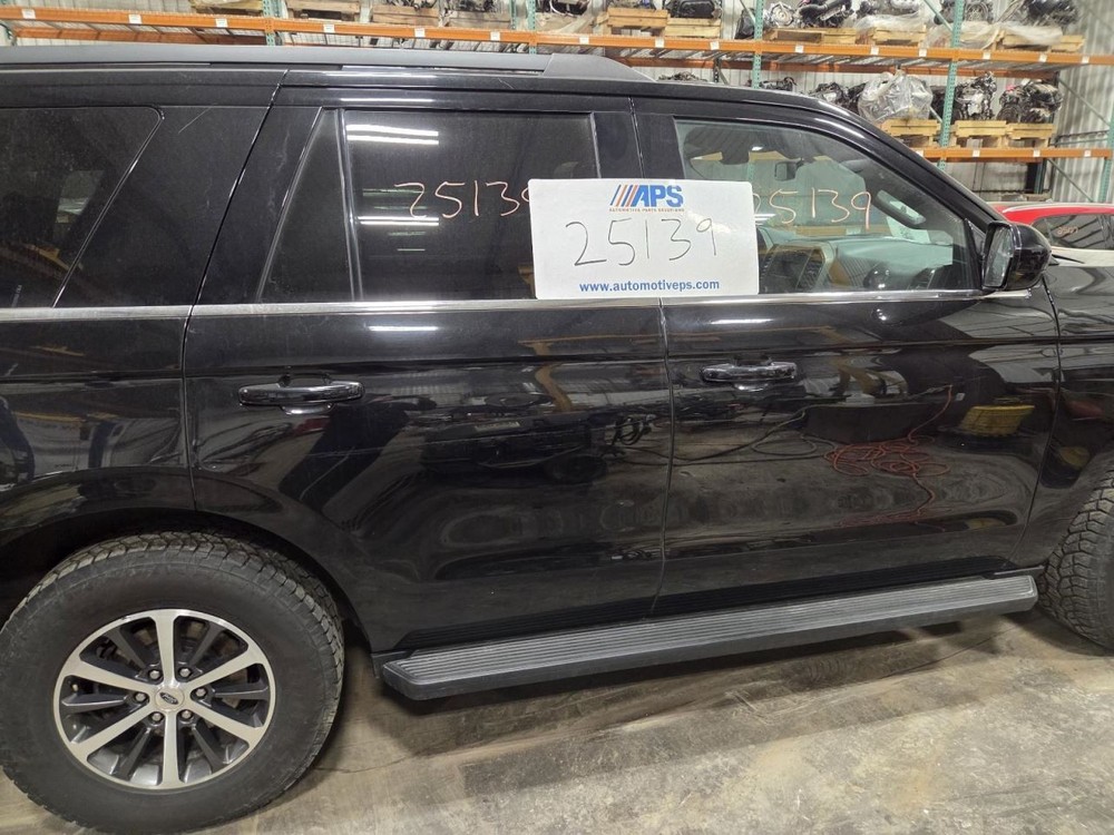 Driver Left Front Spindle/Knuckle Fits 18-21 EXPEDITION 1547035
