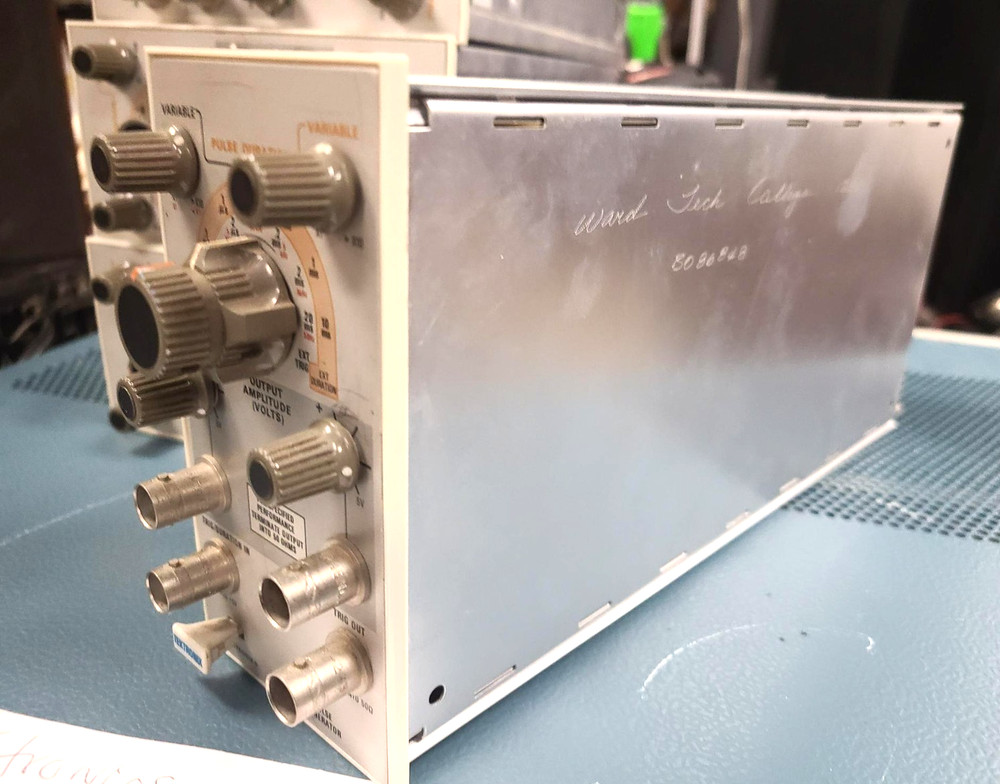 Tektronix PG501 Pulse Generator