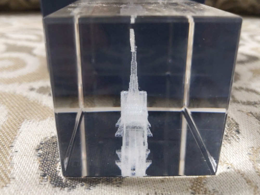 Paris Hologram