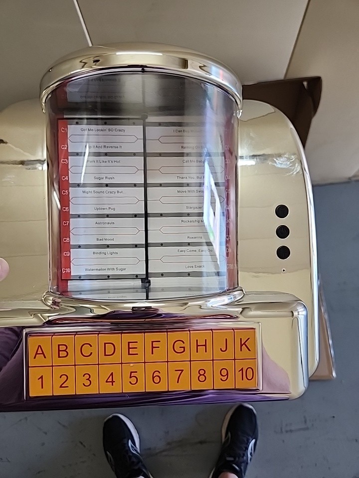 Diner Jukebox Tabletop Bluetooth Speaker Chrome Plated Retro Silver - Used