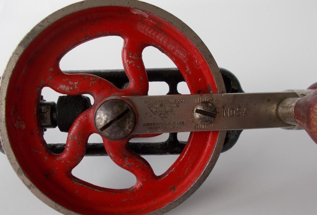 Vintage Millers Falls No 5A Eggbeater Hand Drill w/Bit Storage & Bits