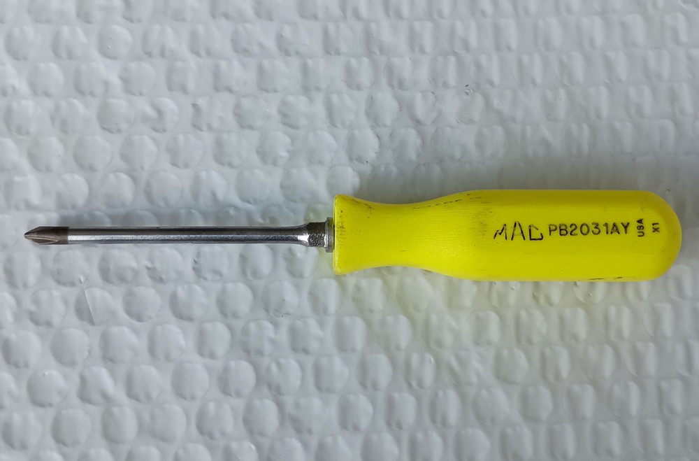 MAC TOOLS PB2031AY, #1 PHILLIPS TIP SCREWDRIVER 6.5” LONG.