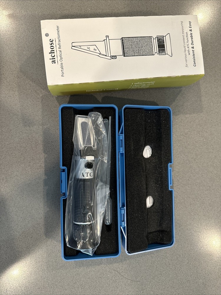 Aichose Portable Optical Refractometer NEW OPEN BOX