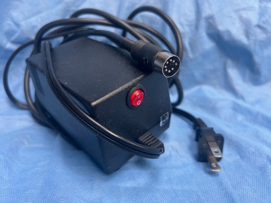 Commodore 64 / VIC-20 PSU - Adjustable Power Supply
