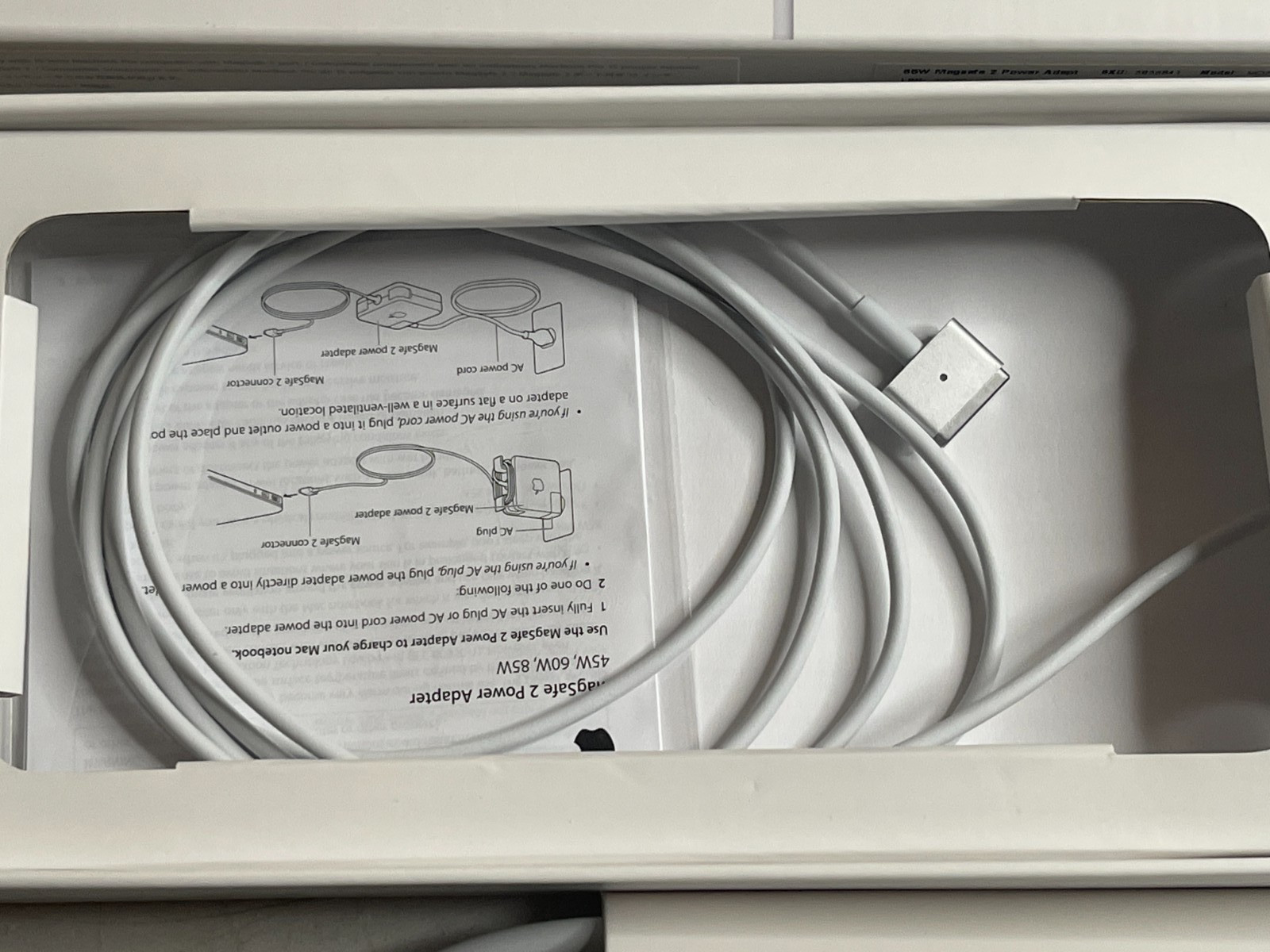 GENUINE Apple MagSafe 2 85W Power Adapter MD506LL/A MacBook Pro Retina A1424